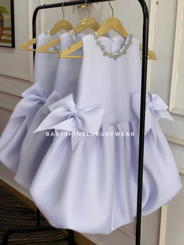 White  balloon Bow Dress