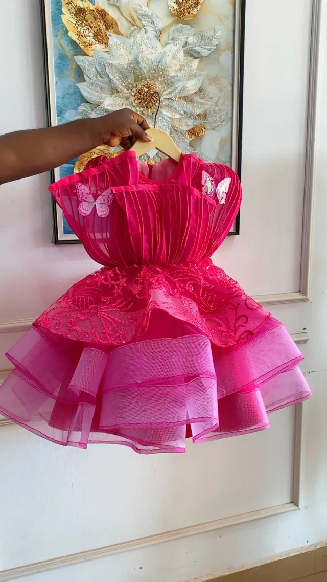 Alicia dress hot pink