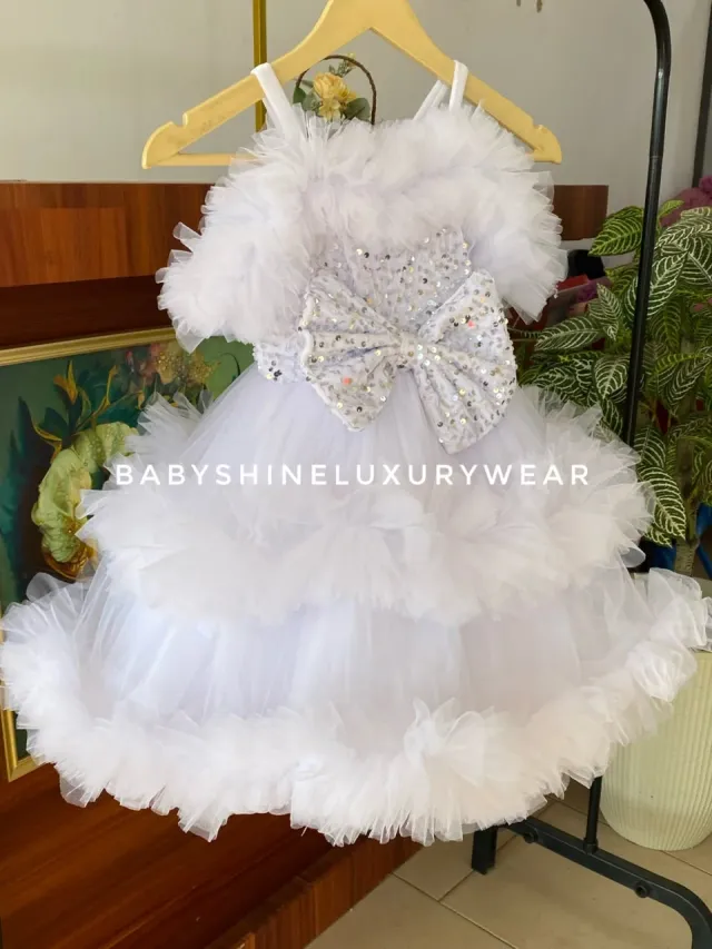 White party dress with bow