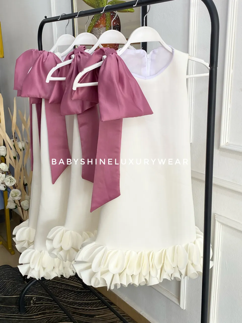 White - Onion  bow Dress – photo 2